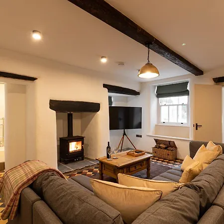 The ウルバーストン